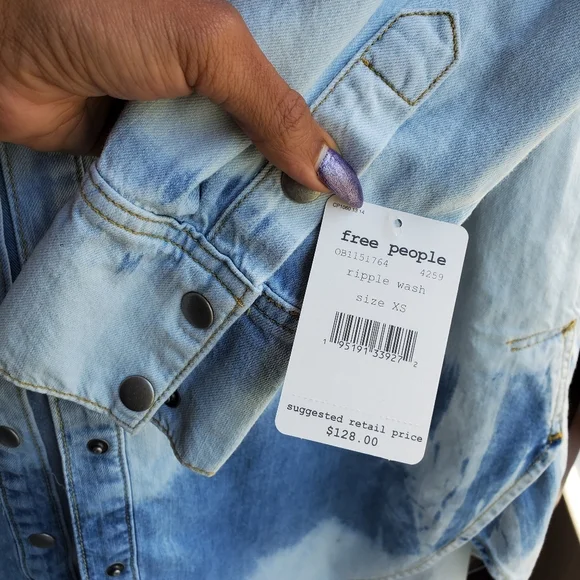 We The Free Tuscan Tie Dye Denim Tunic - Picture 6 of 12